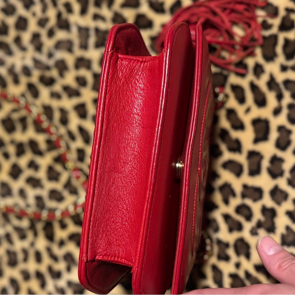Chanel Red Leather Crossbody Bag with Tassel - Picture 4 of 5